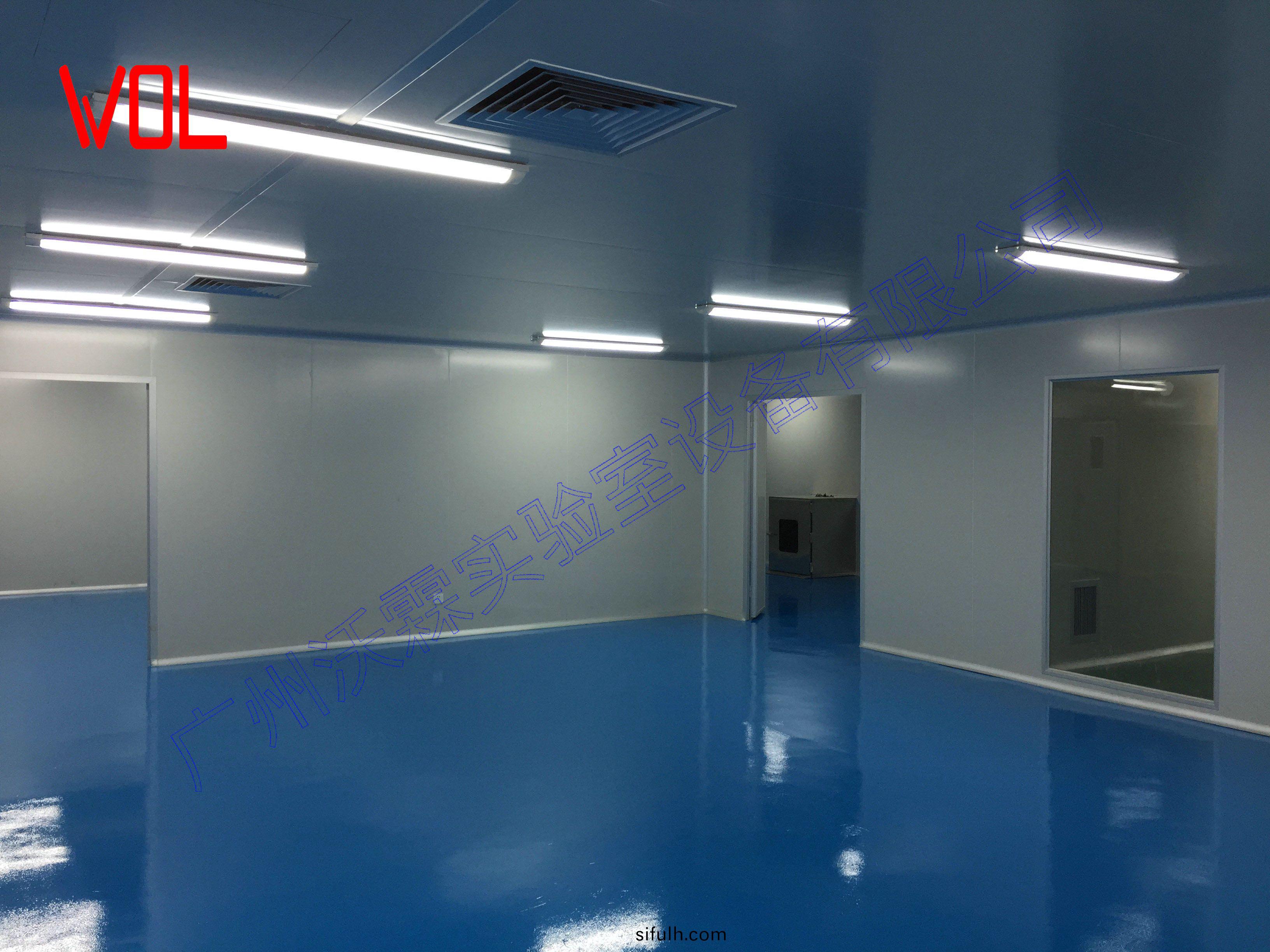 專業(ye)的(de)無塵(chen)車間裝脩(xiu)服(fu)務