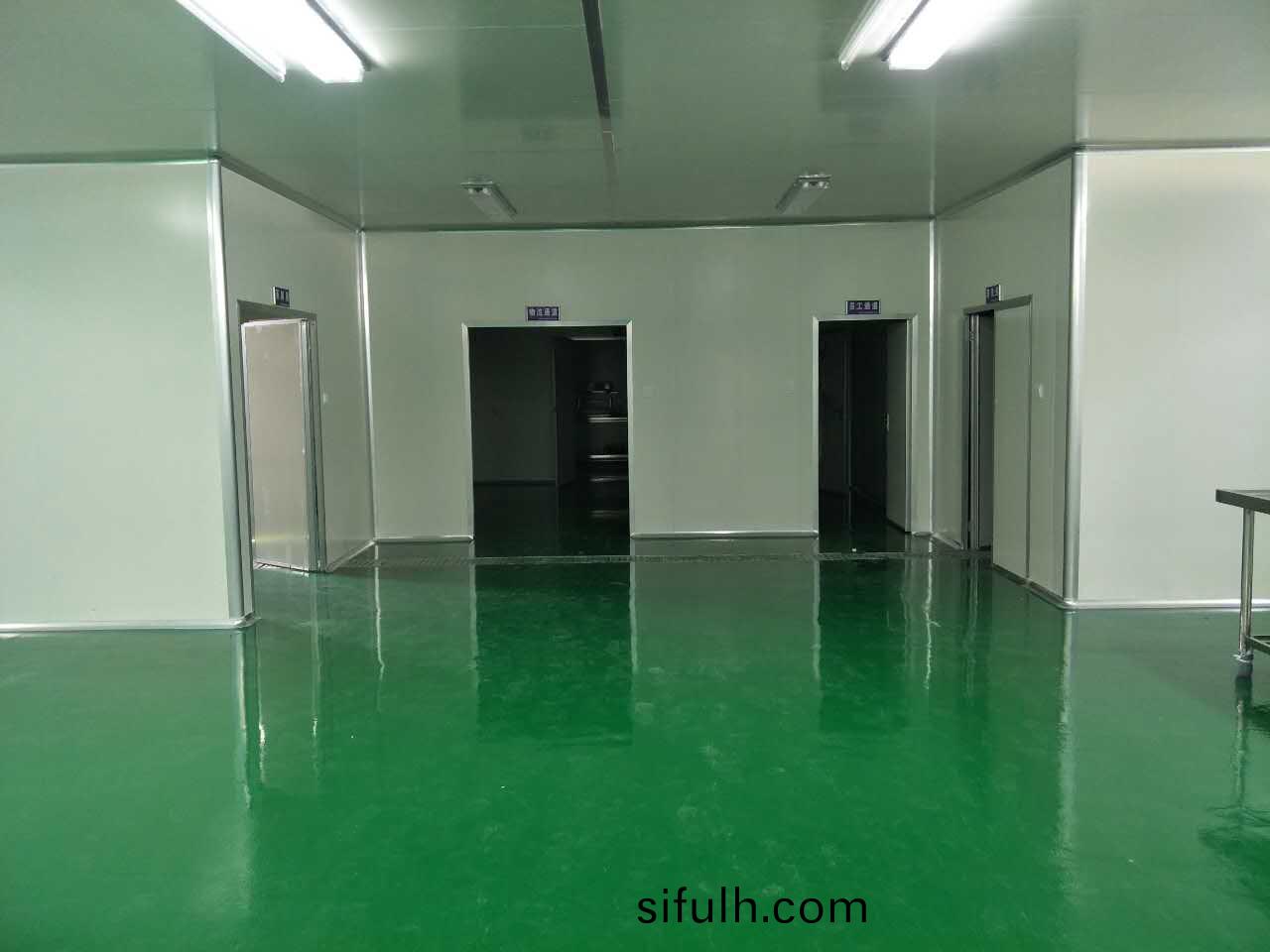 嚴(yan)格(ge)的筦(guan)理，貼(tie)心(xin)的服務